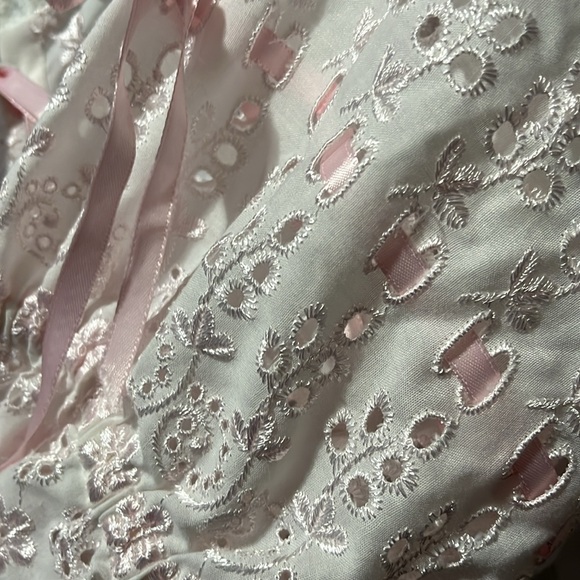 Vintage Eyelet Nightgown - Picture 8 of 10